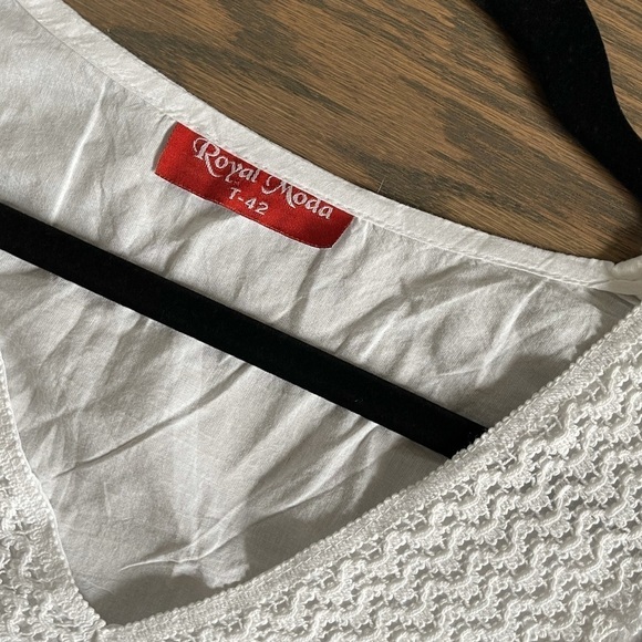 Embroidered cotton top - Picture 4 of 6